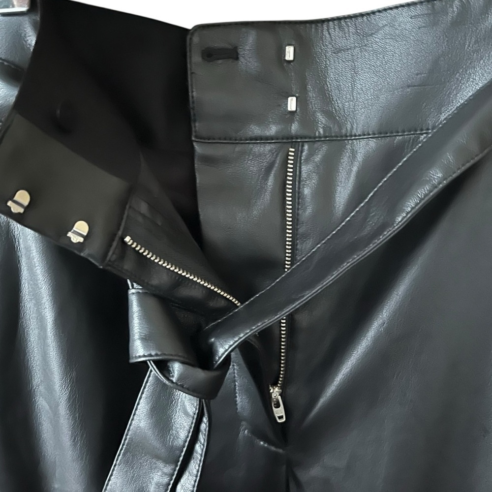 NWT Aritzia Babaton Belted Pant Vegan Leather Black Size 10 - Picture 12 of 15